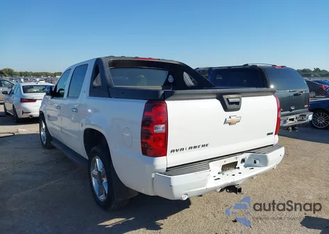2010 Chevrolet Avalanche 1500 Lt1 из США, поврежденный, VIN 3GNNCFE02AG276628